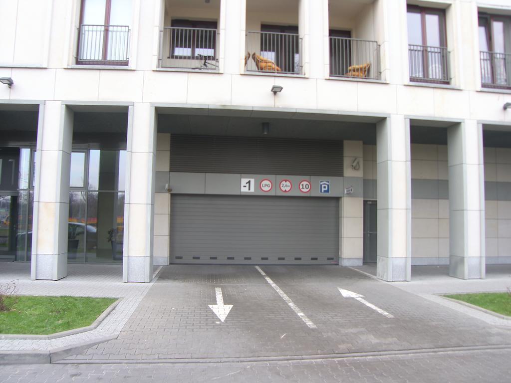 Murano Apartaments ワルシャワ エクステリア 写真